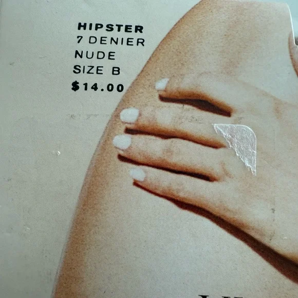 Victoria’s Secret Body Bare Hosiery 7 Denier Nude Size B‎ NWT Vintage - Picture 2 of 8